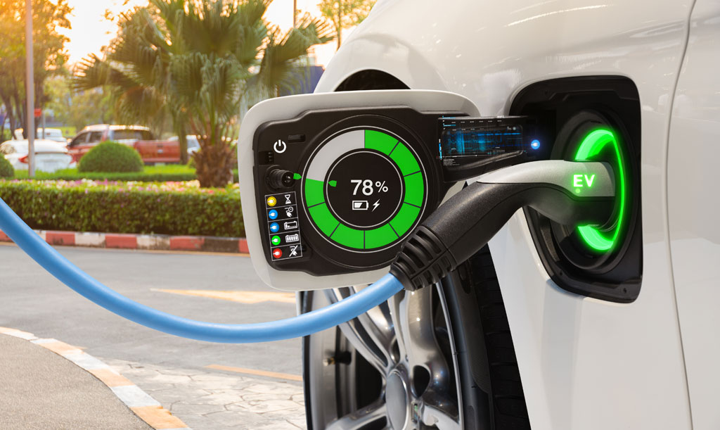 Meilleure offre électricité voiture électrique 2025 : TOP 7 des contrats pour économiser 500€
